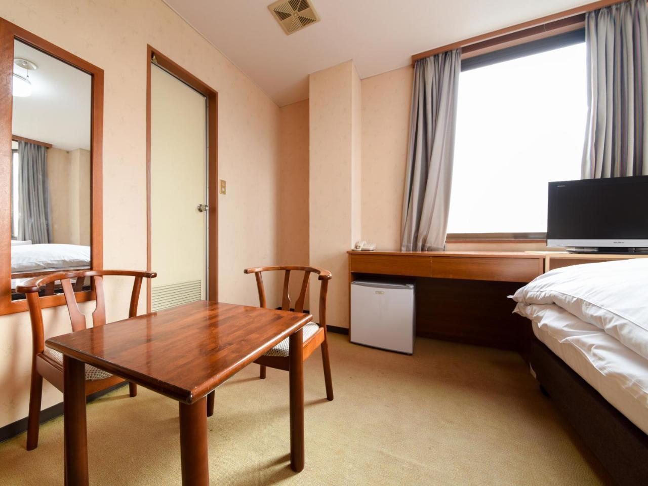 Green Business Hotel Fukuyama Luaran gambar