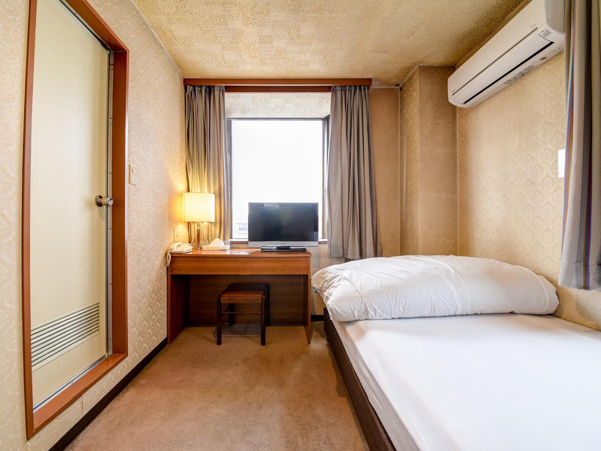 Green Business Hotel Fukuyama Luaran gambar