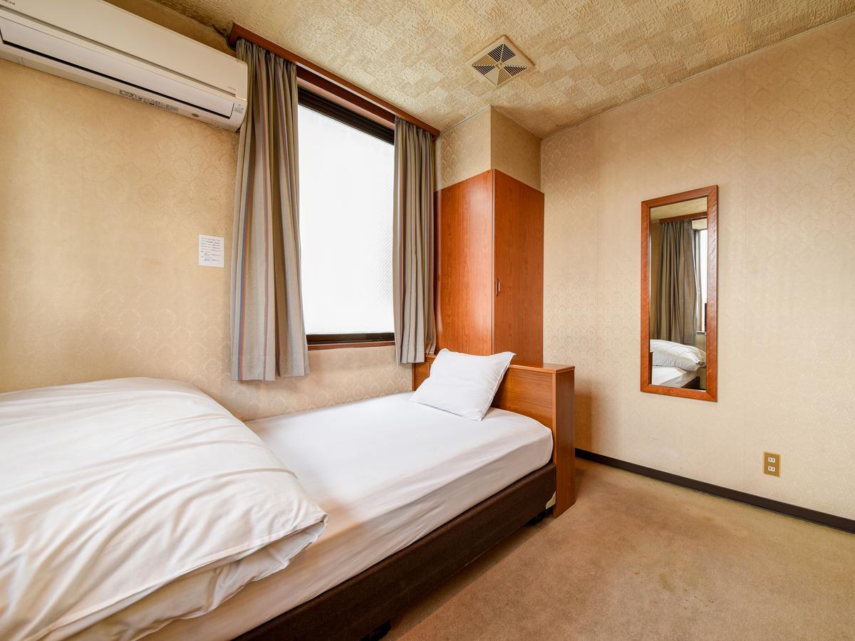 Green Business Hotel Fukuyama Luaran gambar