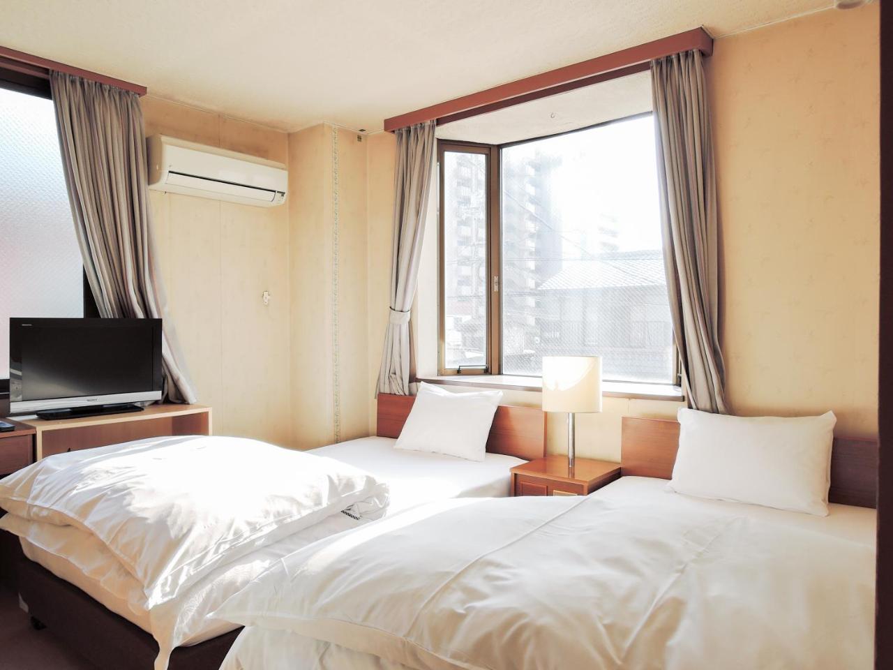 Green Business Hotel Fukuyama Luaran gambar